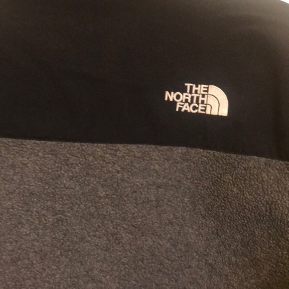 The North Face Denali jacket (girls) - Picture 3 of 5